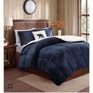 Woolrich Navy Blue Reversible Sherpa Comforter Set